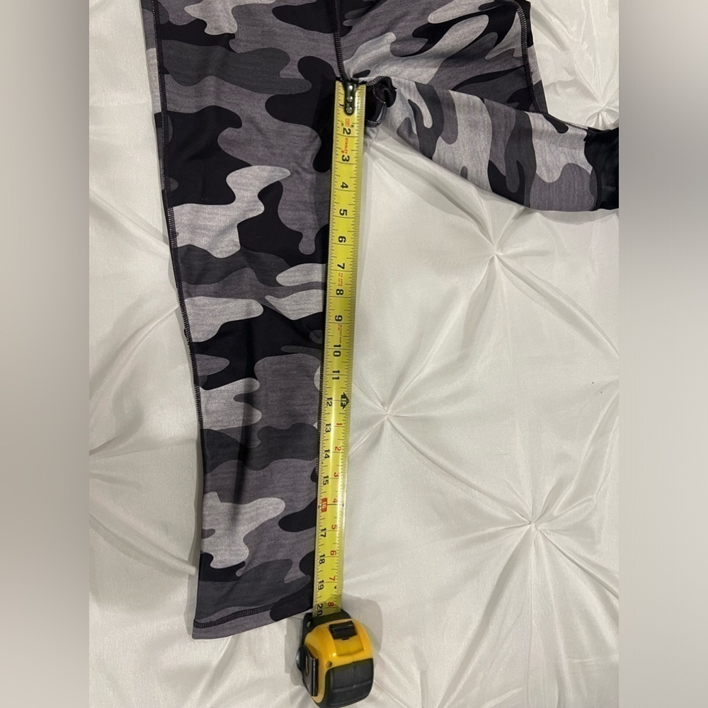 REEBOK CAMO WORKOUT PANTS SIZE XS - 2 PACK - Picture 9 of 11